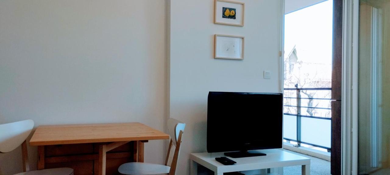 Mambrillo Parking Netflix Prime Apartment Avignon